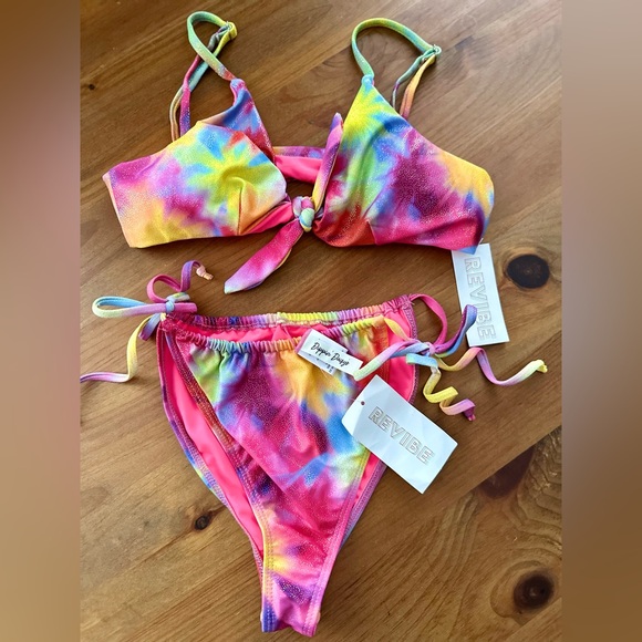 Dippin Daisy’s Psychedelic Daze Shimmery Metallic TieDye 2pc Bikini Set NWT - Picture 4 of 7